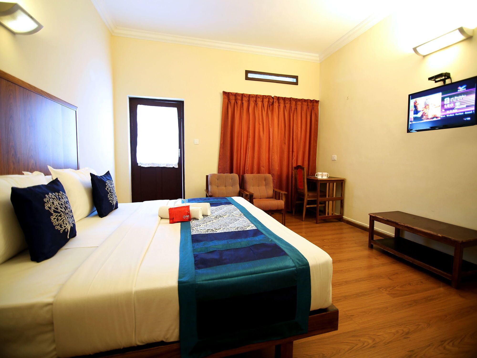 Oyo 2887 Hotel Sn International Kumily Luaran gambar